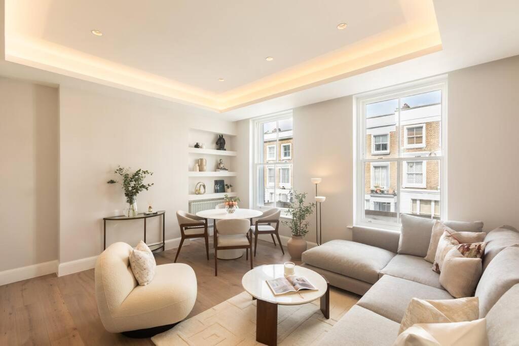 Superb 3 Bed Notting Hill Londra